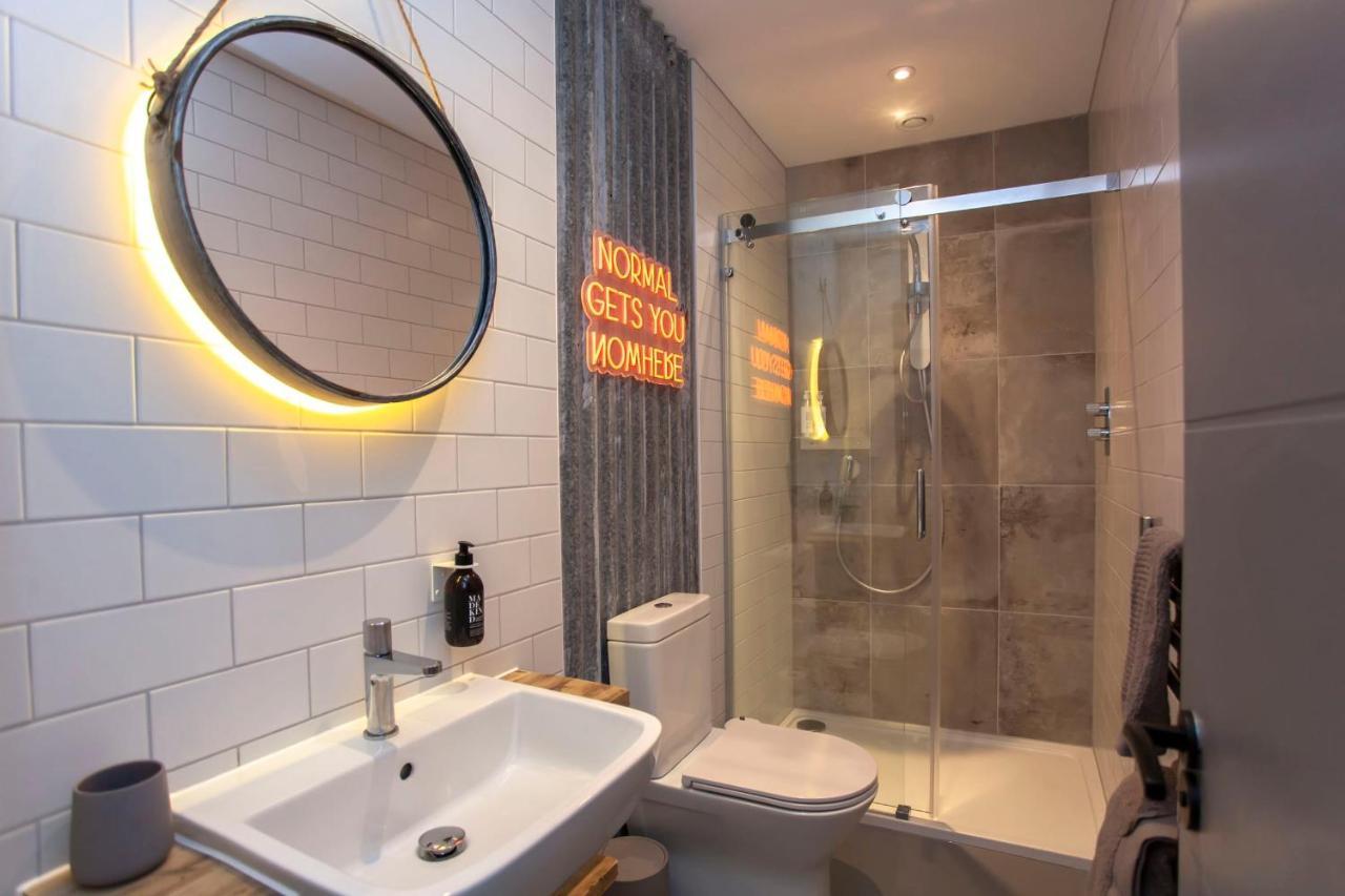 Higgihaus Apartment 3 Clare Street Aparthotel Central Location Bristol Bagian luar foto